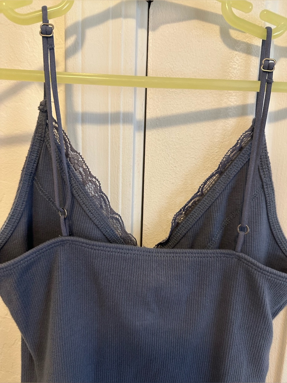 Hollister teen girls dark grey camisole tank top size XSmall - Picture 8 of 15